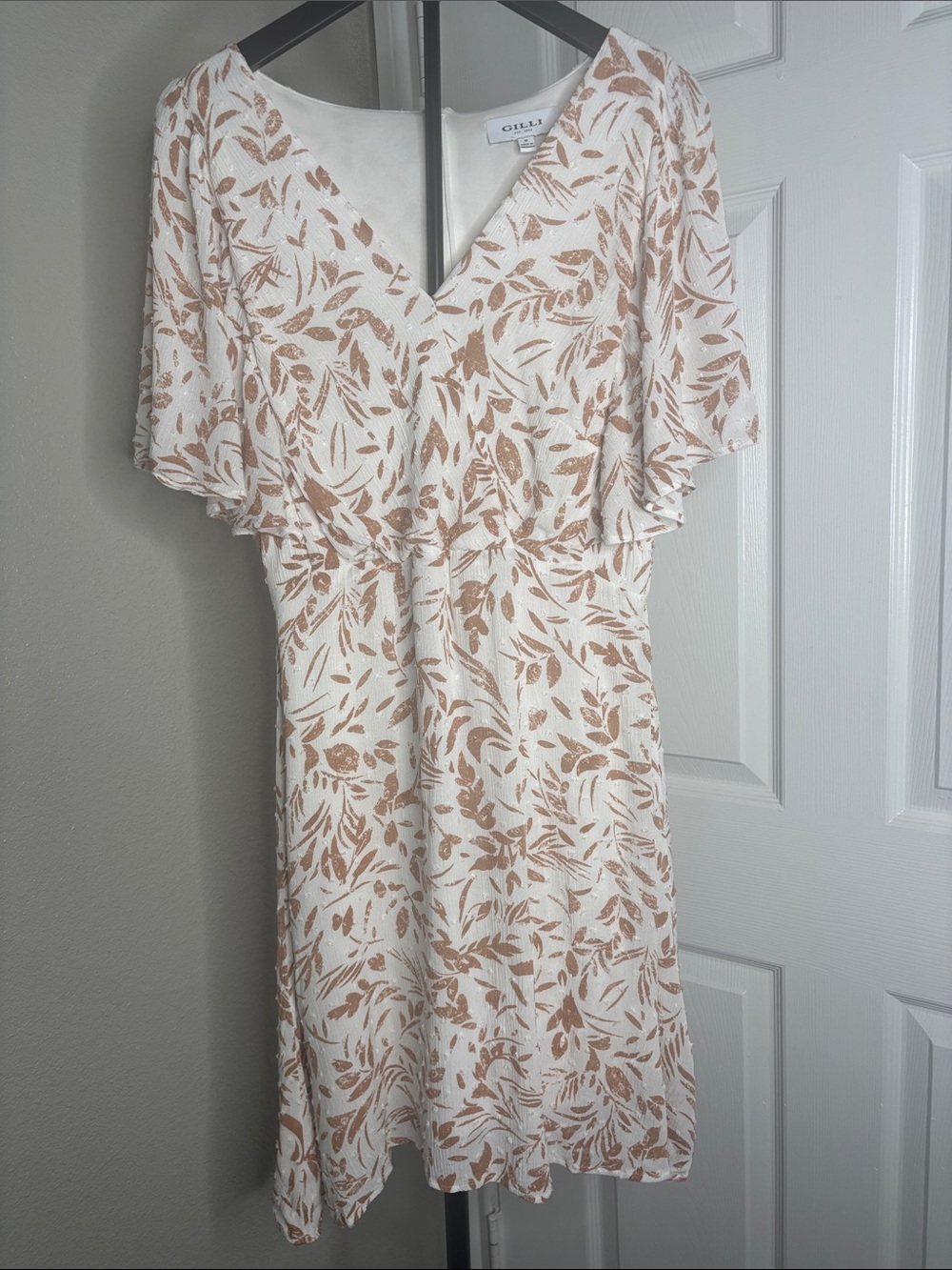 Gilli White Midi Dress with Tan Leaf Print